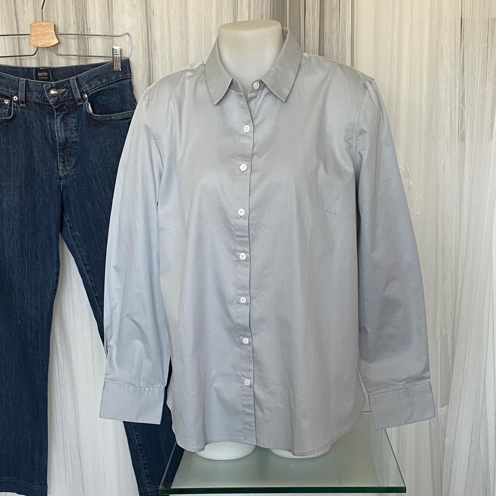 NEW!! Simons Light Gray Button-Up 100% Cotton Women’s Shirt! Size XL